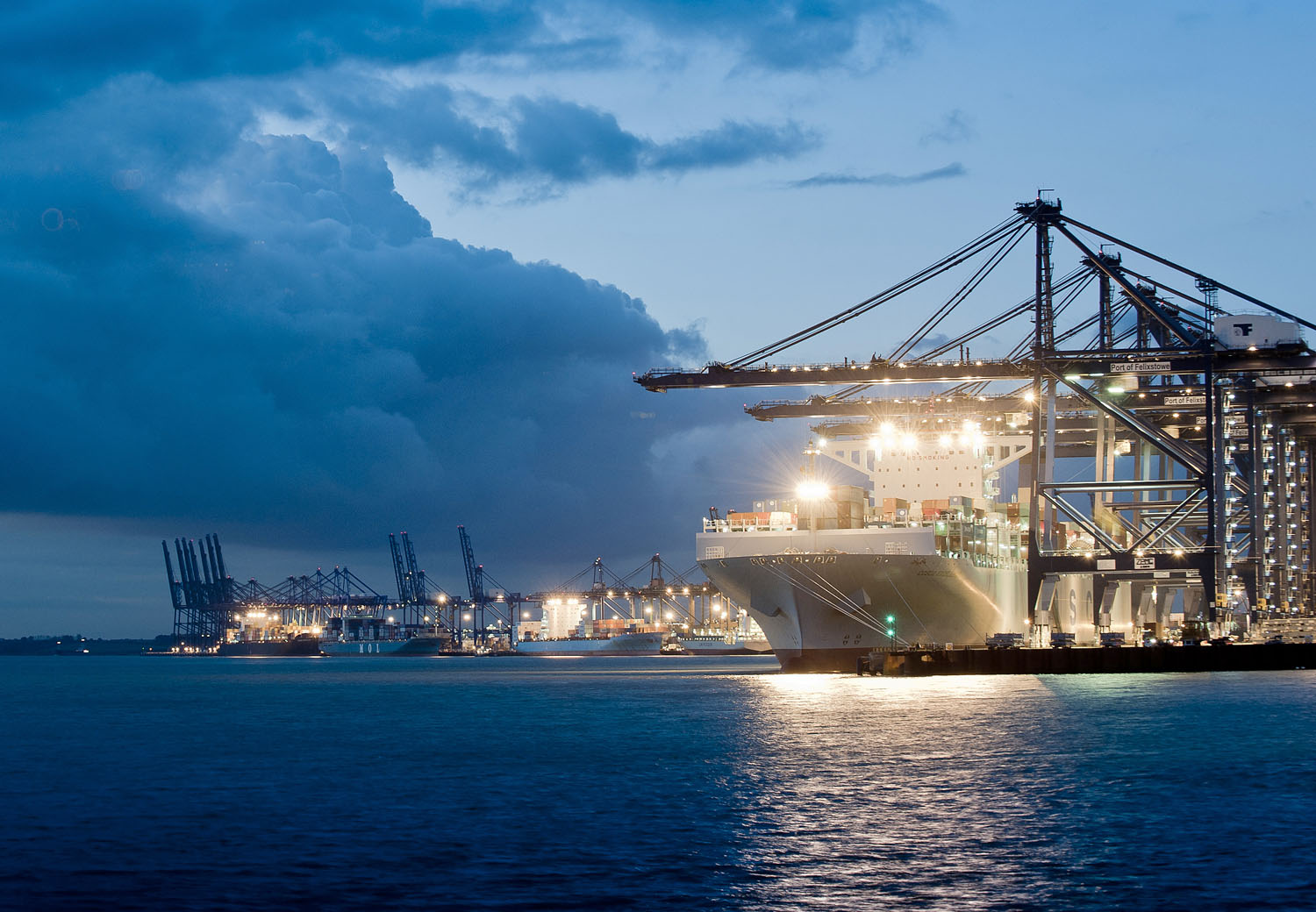 A - Port of Felixstowe - dusk
